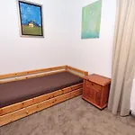 Borostyan 20 Vendeghaz Apartament *