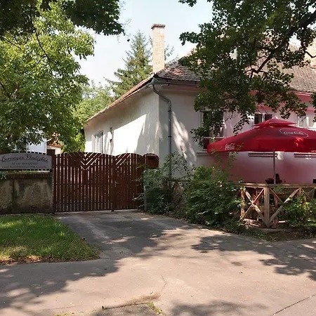 Borostyán 20 Apartamento Sárospatak