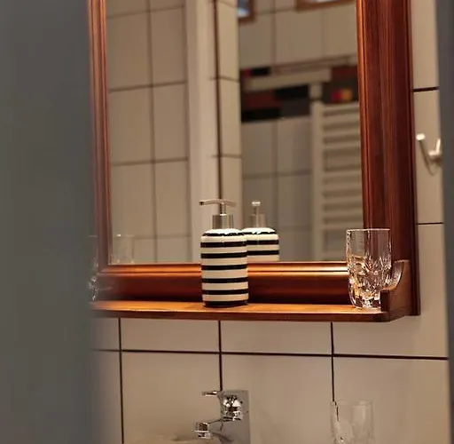 Borostyan 20 Vendeghaz