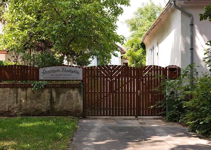 Borostyan 20 Vendeghaz Apartment *