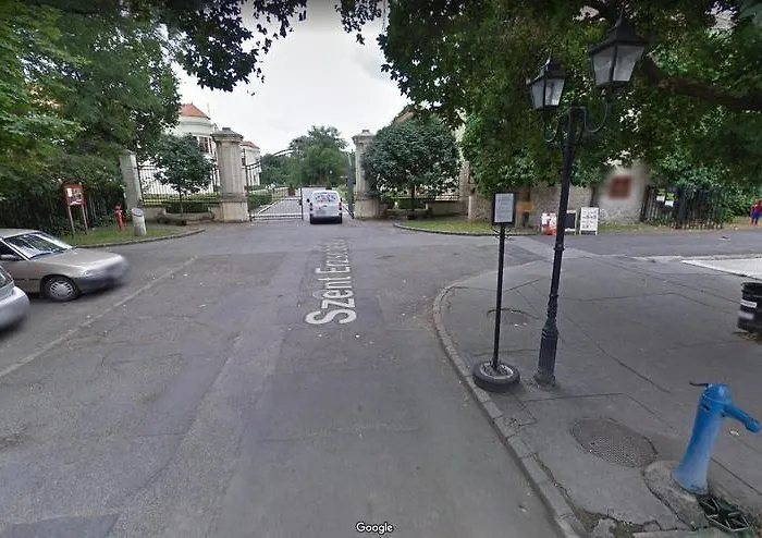 Borostyan 20 Vendeghaz Apartment