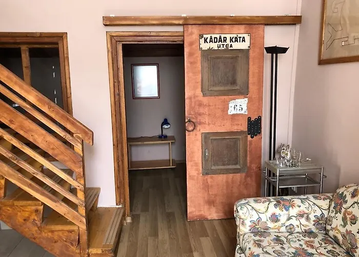 Borostyan 20 Vendeghaz